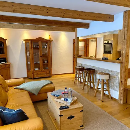 شقة Reitblick Chalet - Boutique Apartment Mit Bergblick