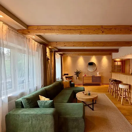 شقة Reitblick Chalet - Boutique Apartment Mit Bergblick *