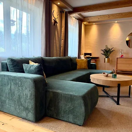 Reitblick Chalet - Boutique Apartment Mit Bergblick شقة